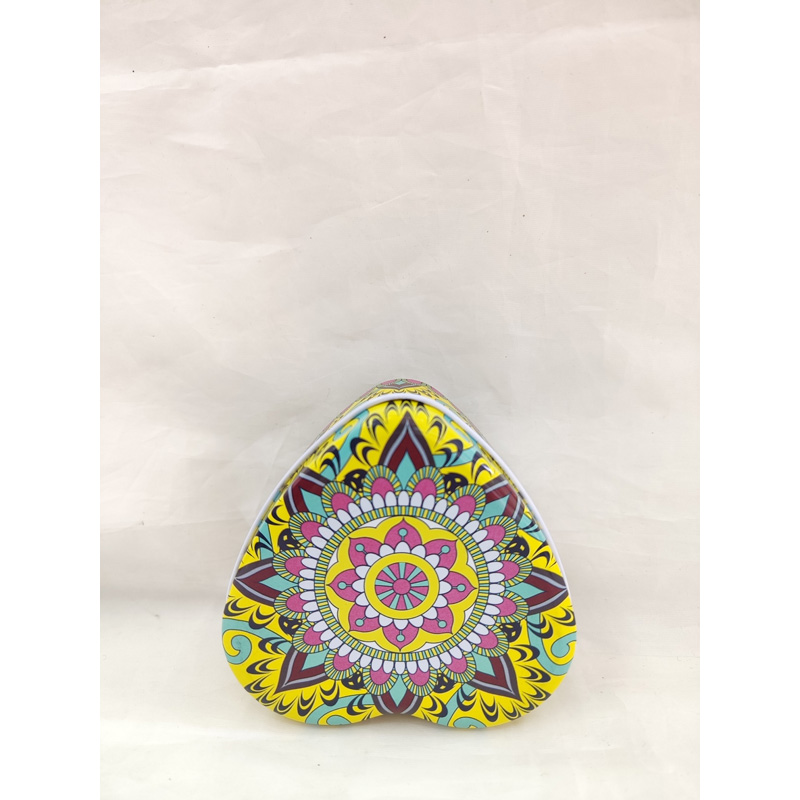 Caja de metal corazón mandala