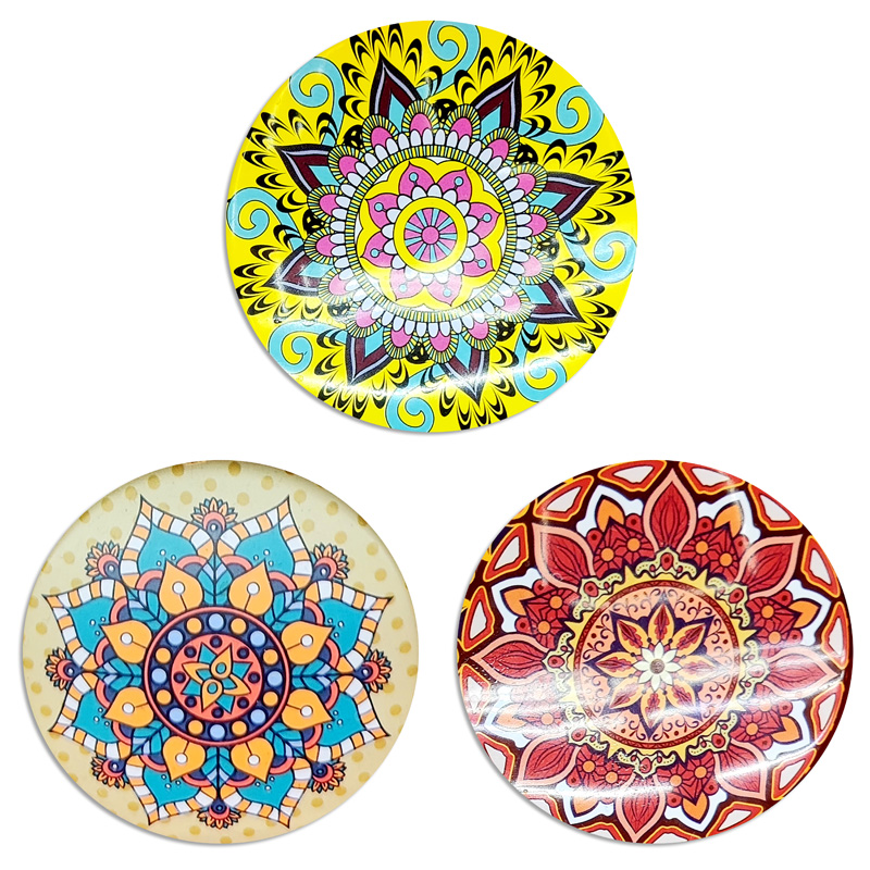 Caja de metal cilíndrica mandala