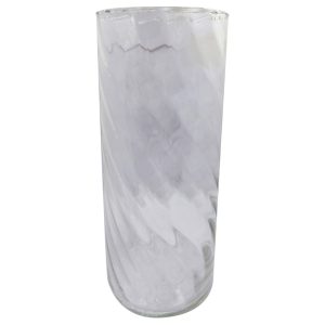 Florero de vidrio labrado