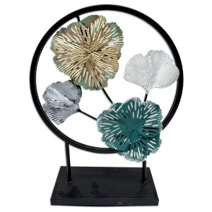 Adorno de metal calado flores con base