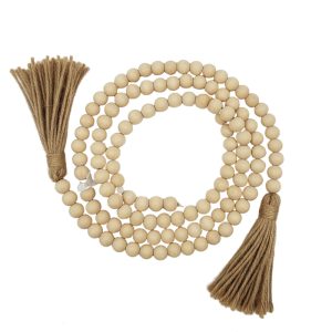 Colgante con cuentas de madera