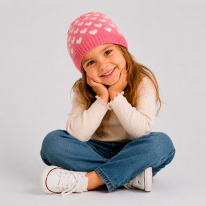 Alternative view of Gorro tejido infantil corazones