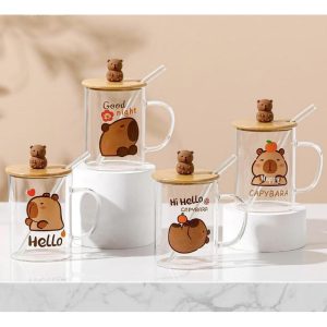 Taza de vidrio Capybara con tapa y sorbito